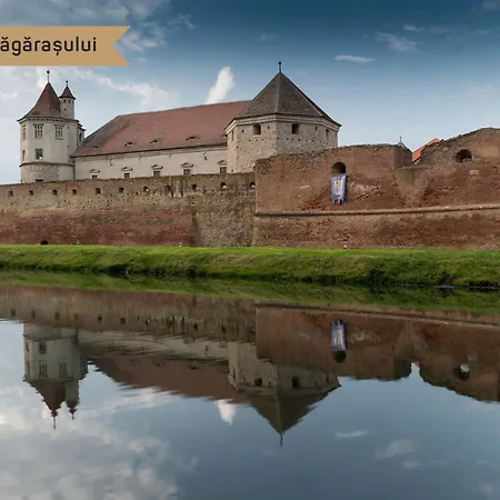 Hotel One66 - Luxury 3*