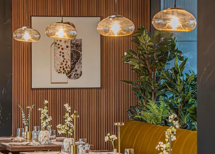 Hotel One66 - Luxury 3*