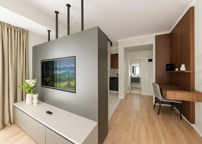 Hotel One66 - Luxury